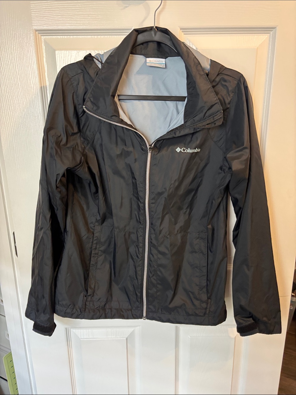 Columbia Women's Black Packable Hooded Jacket